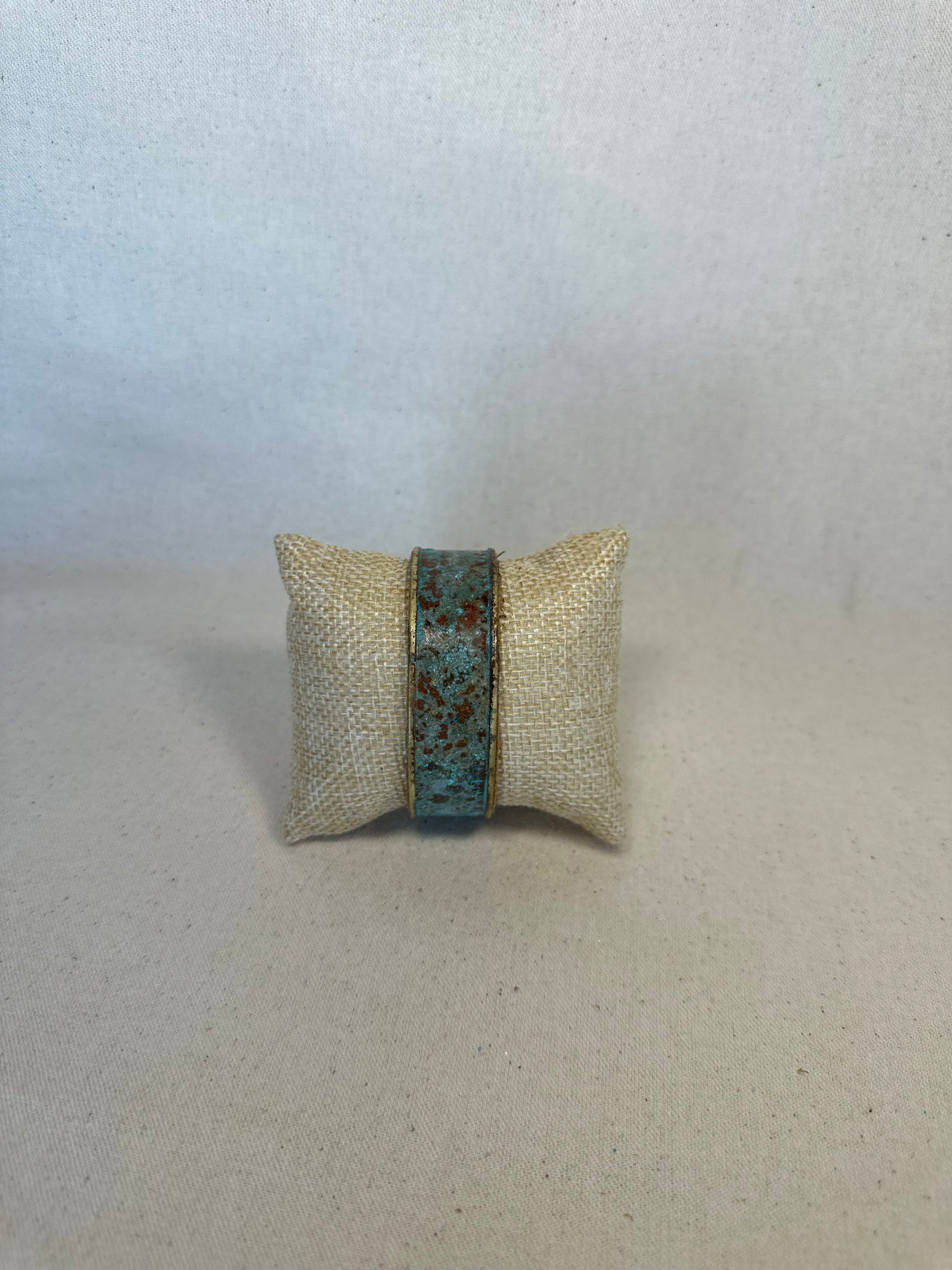 The Verde 3/4" Medium Beveled Cuff