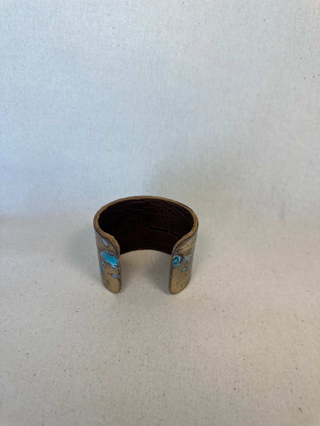 The Verde 2" Medium Cuff