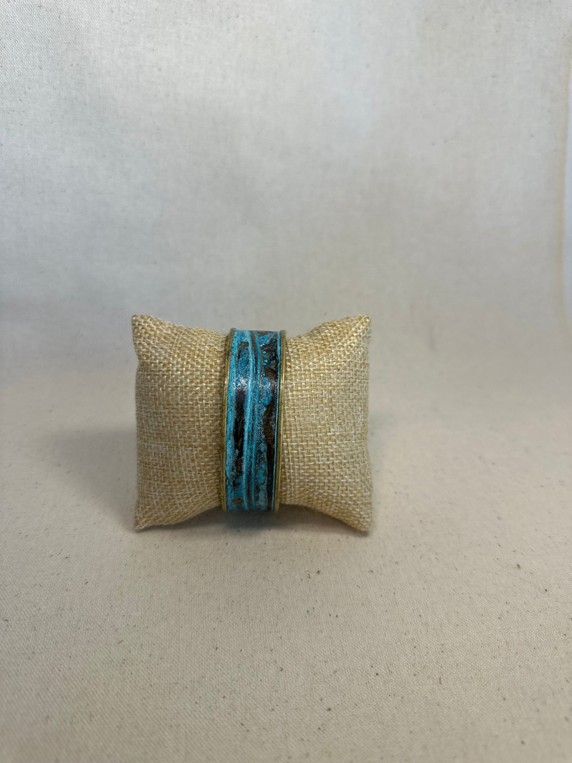 The Verde 3/4" Medium Beveled Cuff